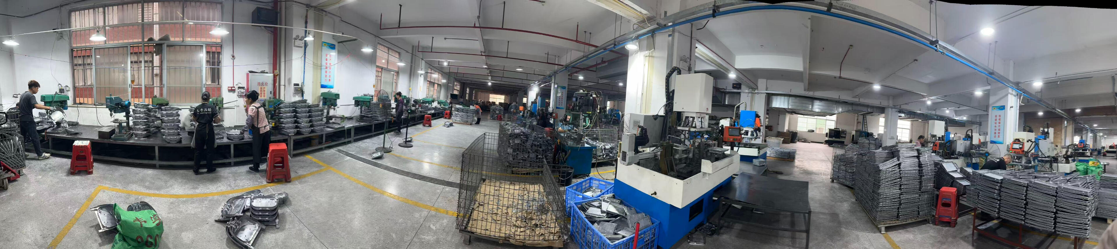 Línea de recubrimiento en polvo para carcasas de aluminio en Zhongshan China